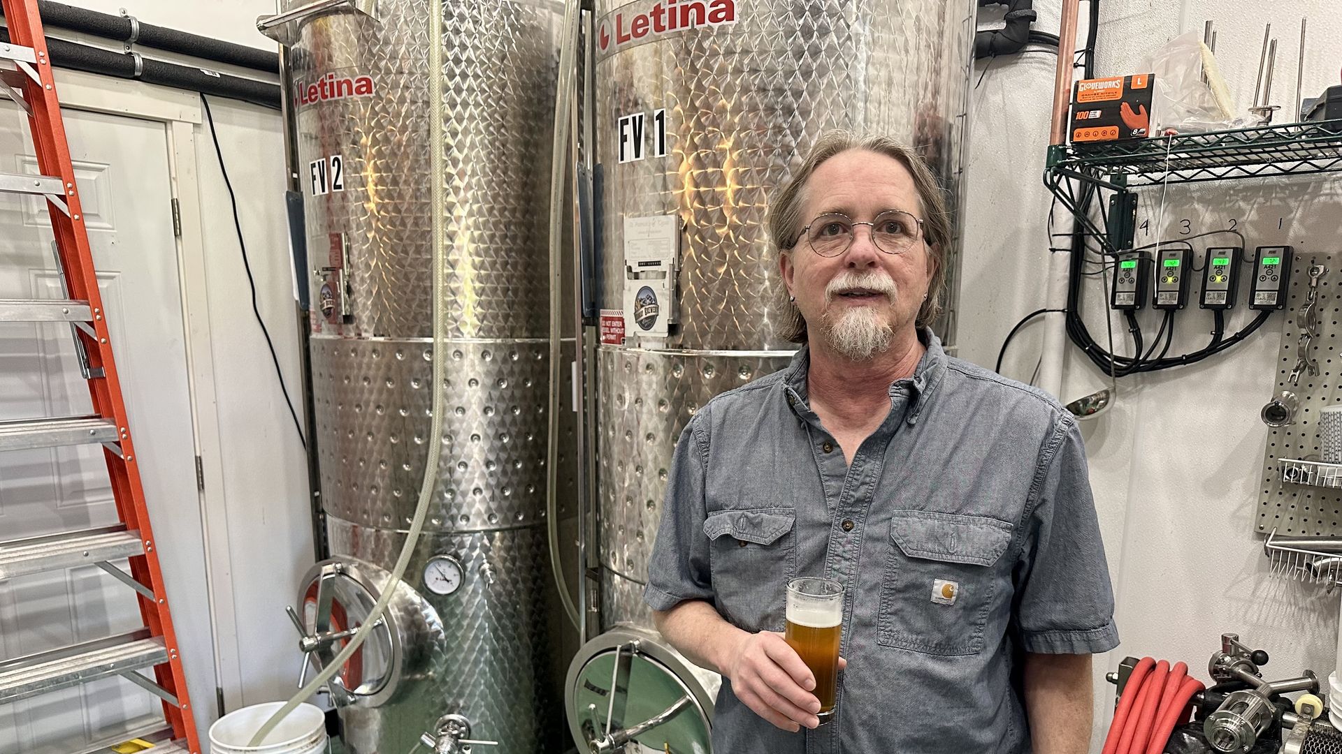 Armillary Brewing Company brewer and co-owner Jeff Lockhart. Photo: John Frank/Axios