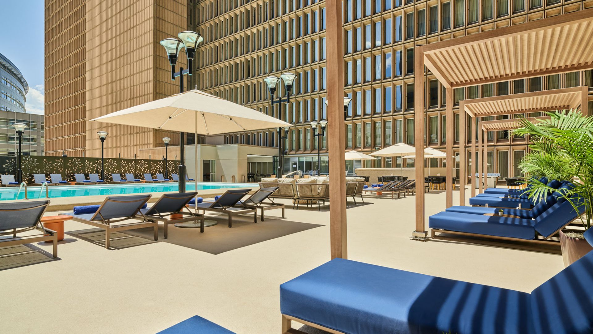 The spritz pool bar at the renovated Sheraton Downtown Denver.