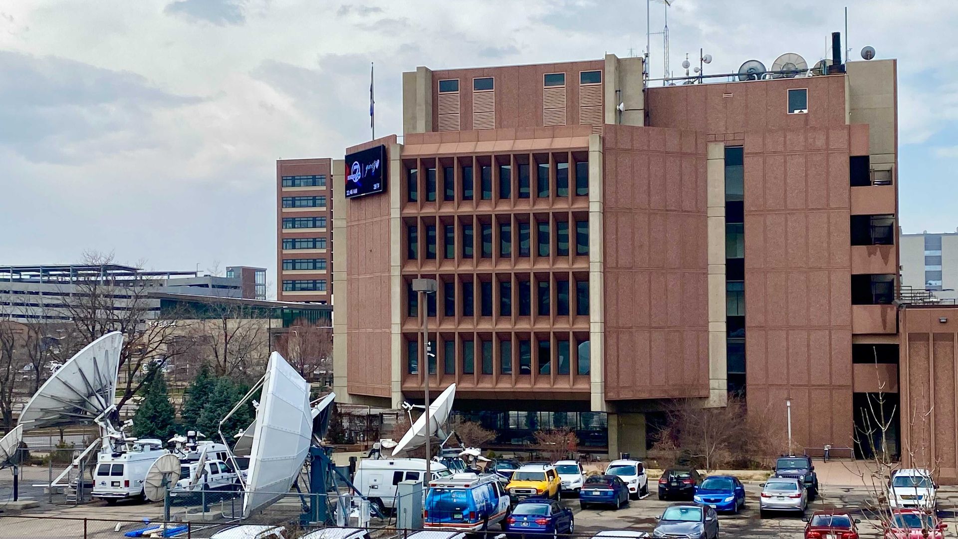 Photo of the Denver7 building at Speer Boulevard and Lincoln Street. 
