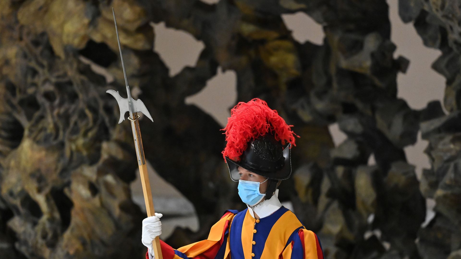 A member of the Swiss Guard wearing a face mask on Oct. 14. 