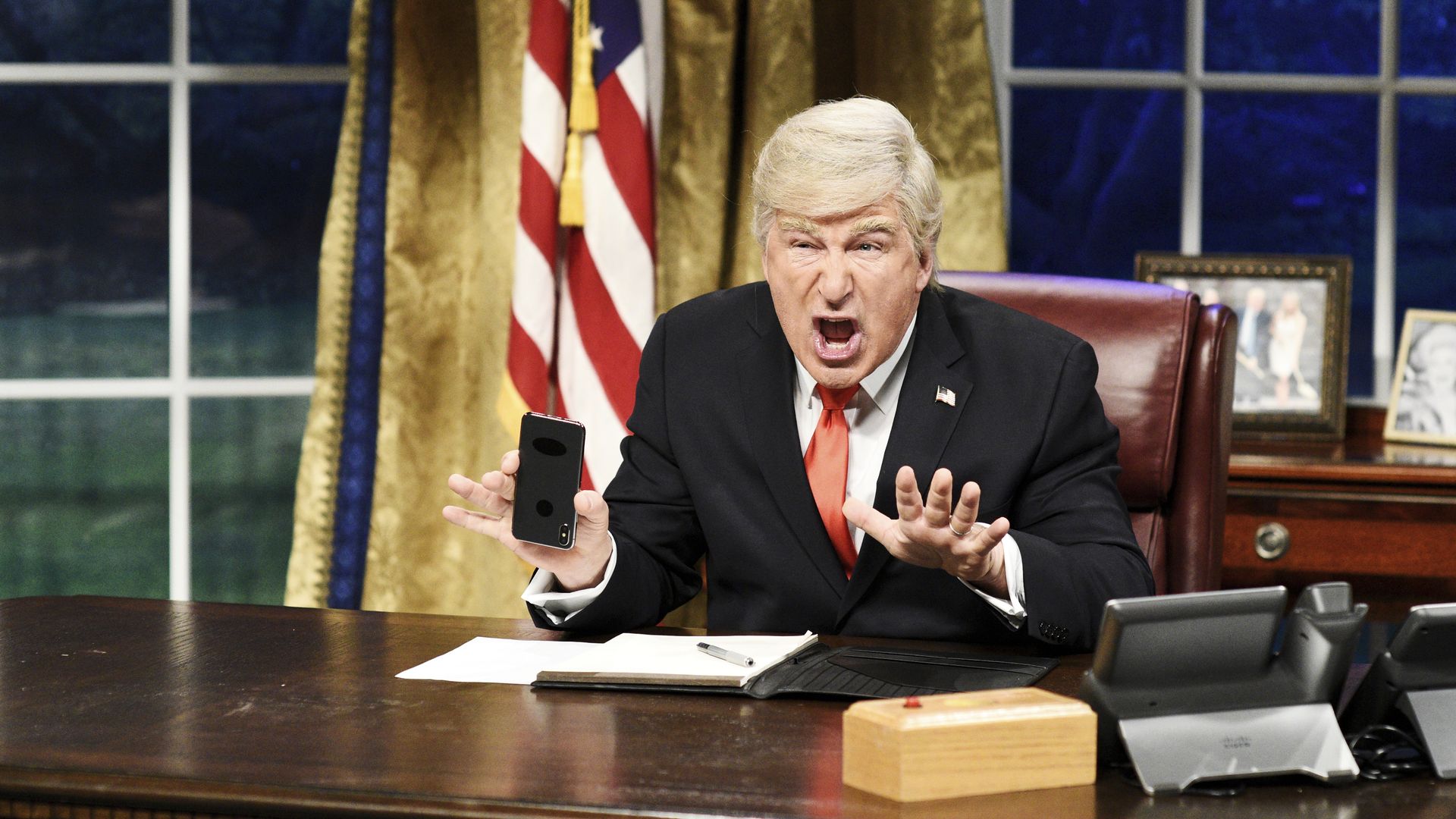 Snl Baldwins Trump Tackles Impeachment On Saturday Night Live 