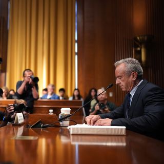 Robert F. Kennedy Jr.'s family calls for his resignation