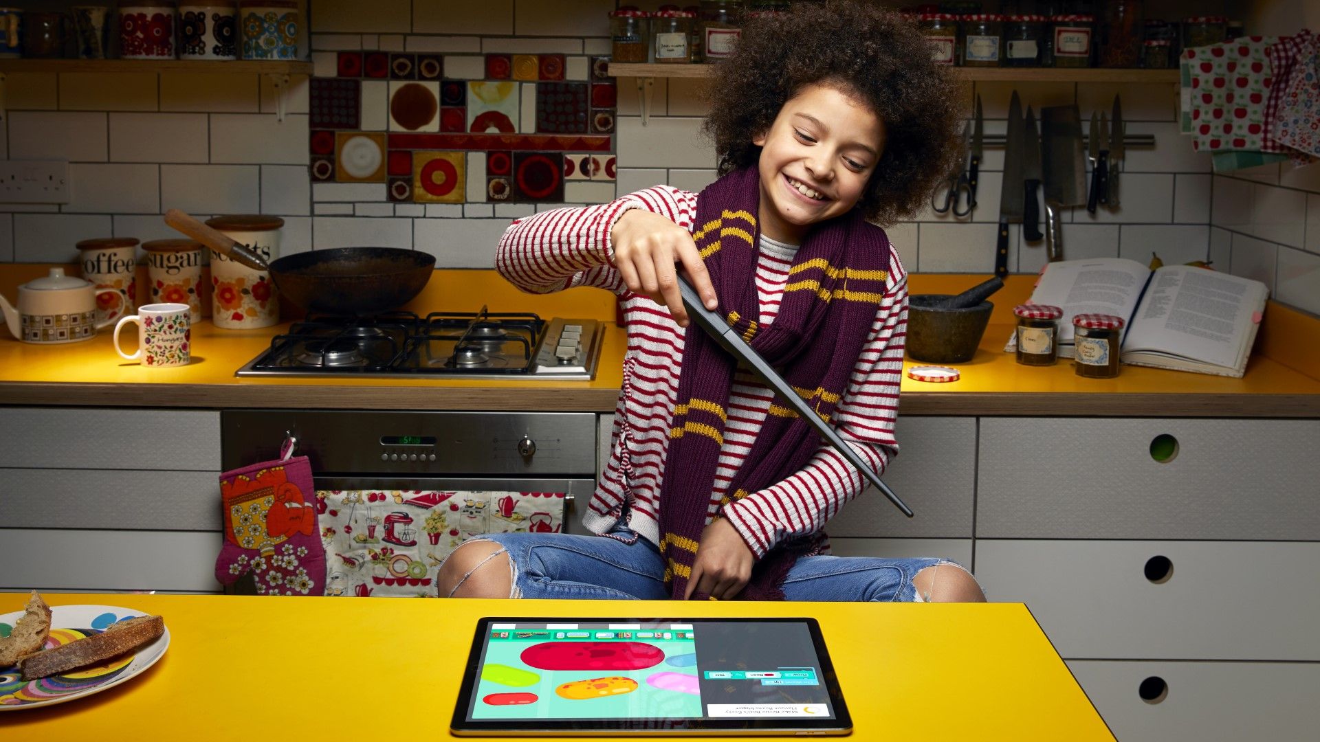 Kano's Harry Potter-inspired wand kit lets people build their own wand that can cast spells onto a nearby tablet