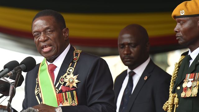 Zimbabwe after Mugabe: new president says he wants stronger ties with West