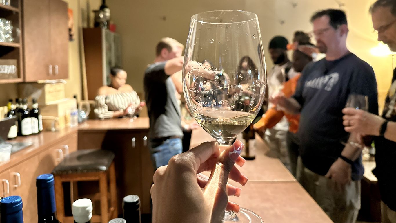 This Charlotte wine bar hosts a weekly wine tasting for $9