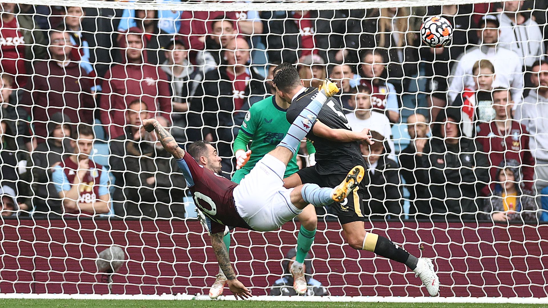 Danny Ings bicycle kick goal