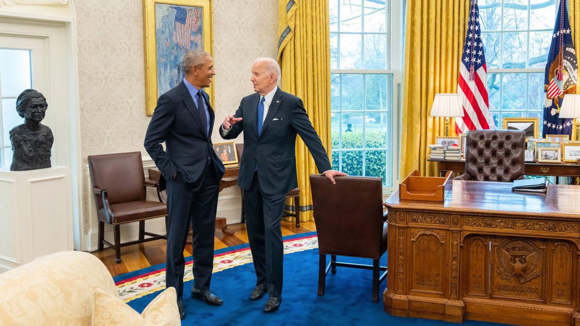 President Biden is seen standing next to former President Obama in the Oval Office as he returned to the White House for the first time since leaving office.
