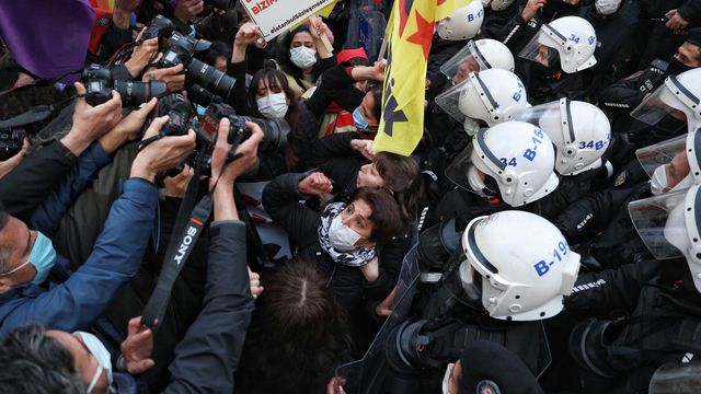 Hundreds Protest Turkey S Withdrawal From Domestic Violence Treaty   1616861751157 