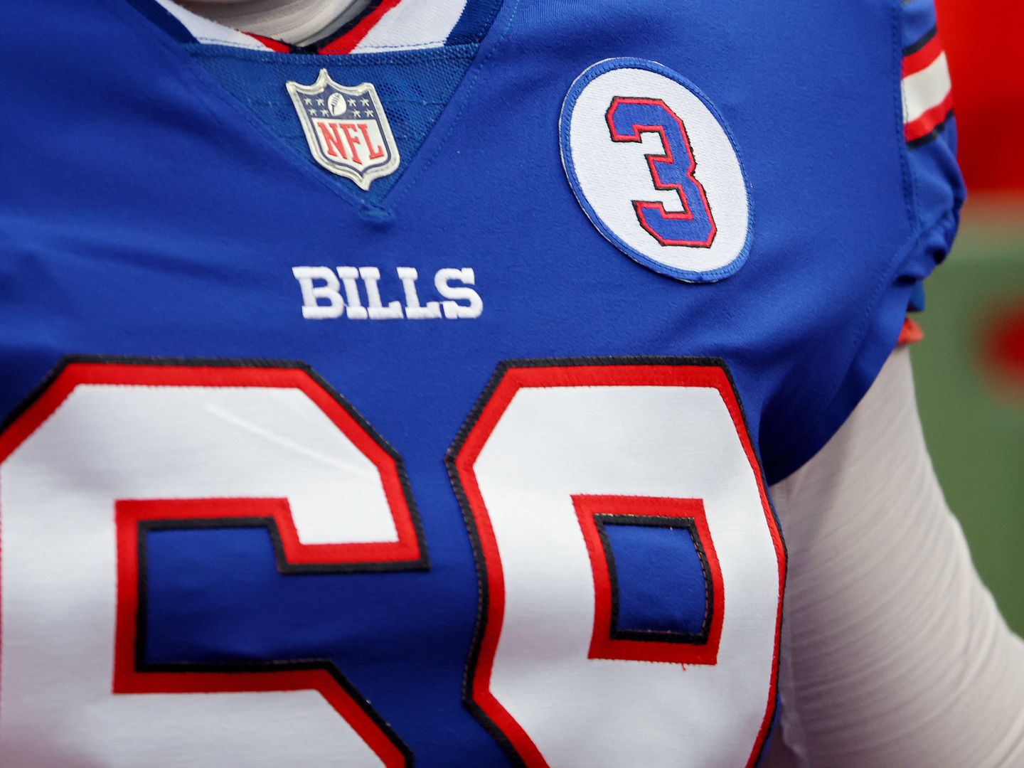 Buffalo Bills Wearing Jersey Patches to Support Damar Hamlin