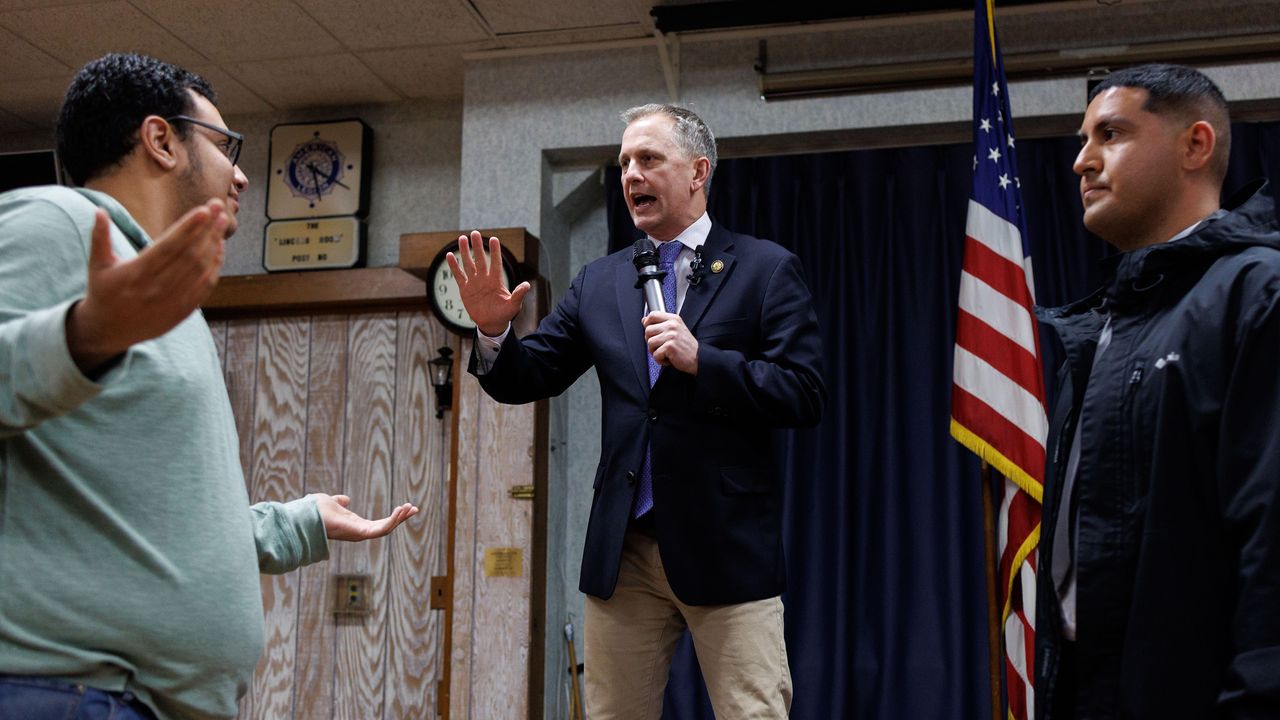 "They hate us": Congressional Democrats confront their own furious Tea Party