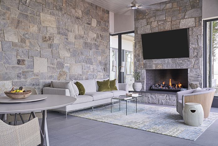 2020 Finalist- Lakefront Living outdoor living area
