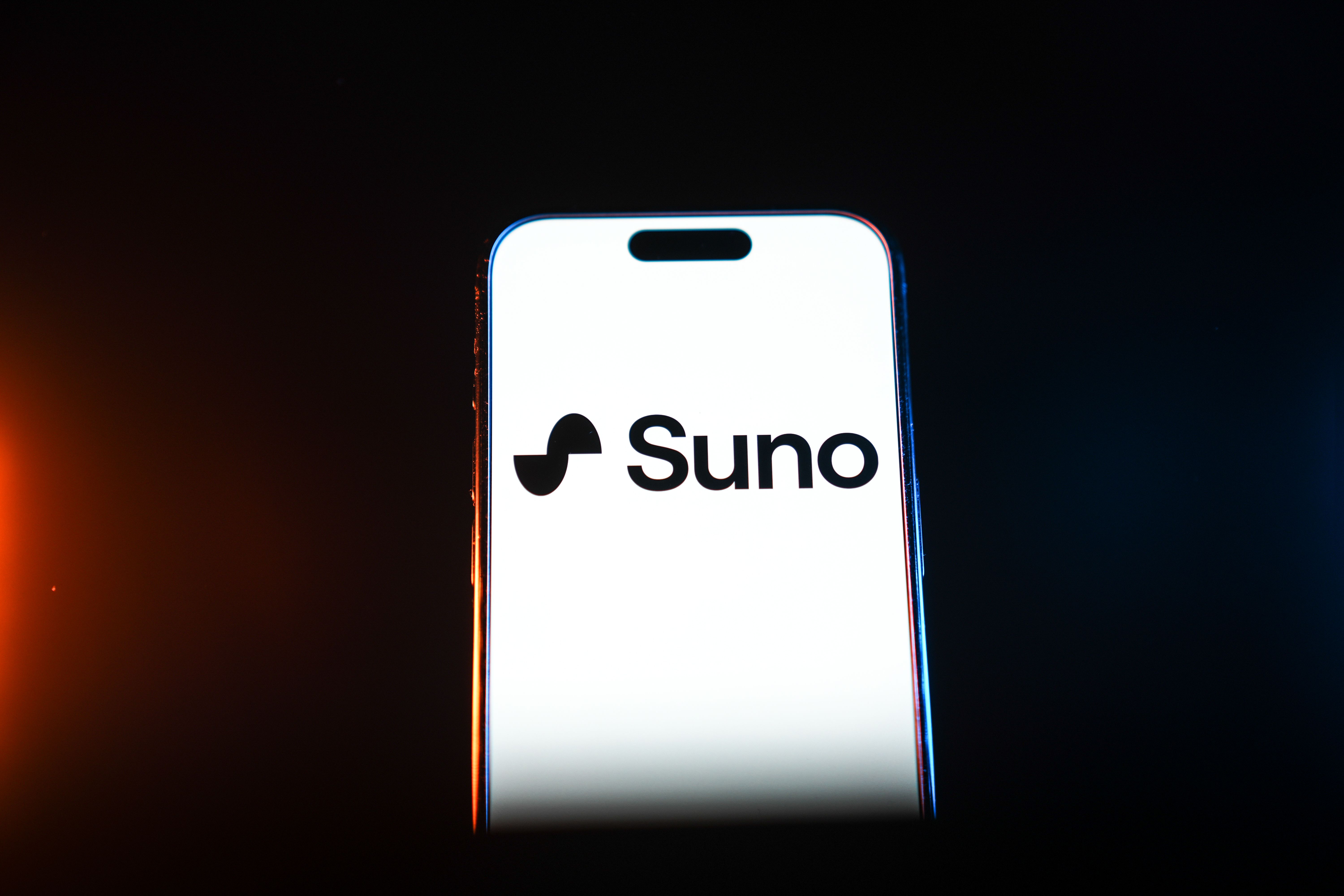 axios.com - Shawna Chen - Scoop: AI music generator Suno opens SF office