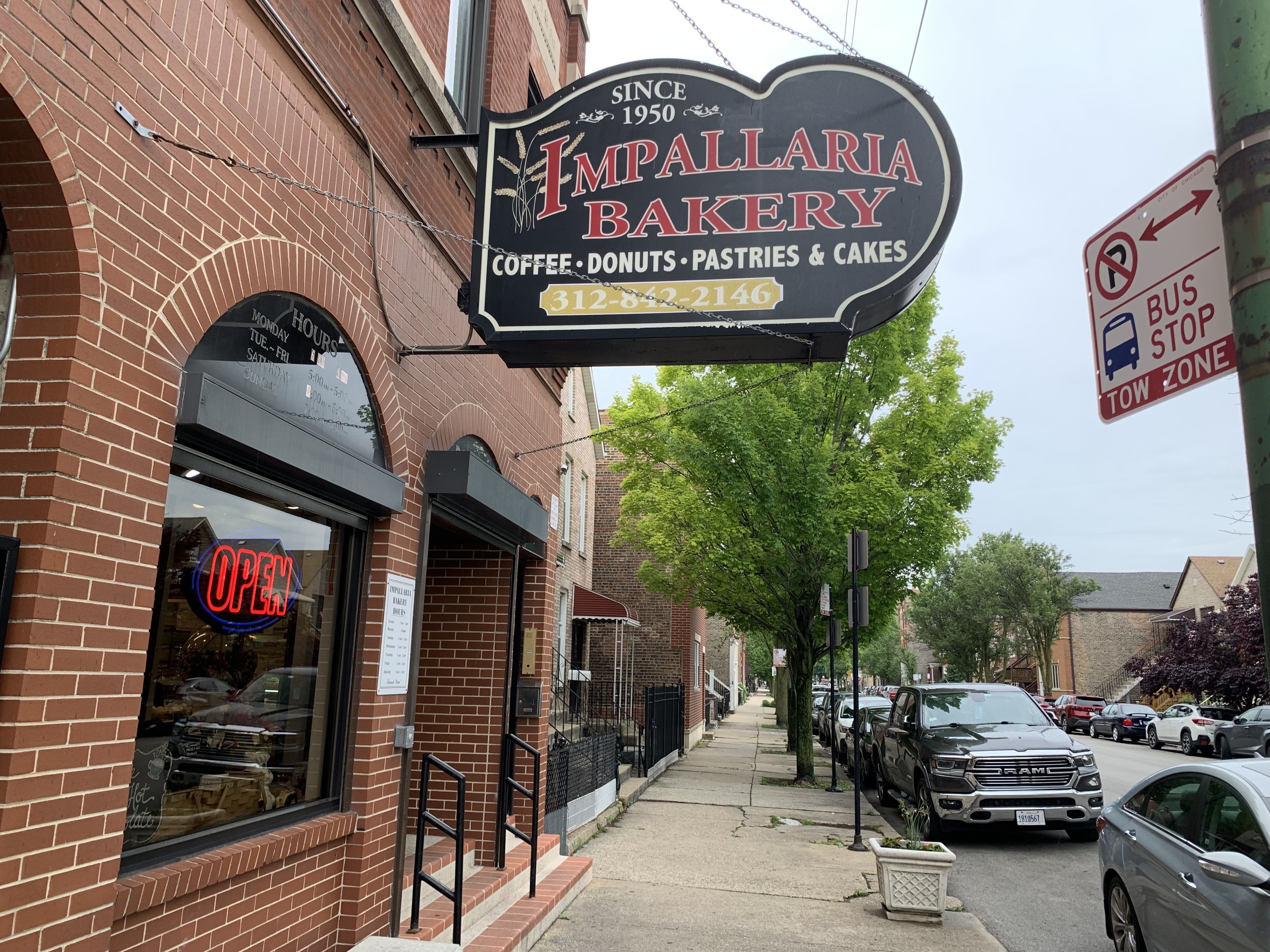 Great Chicago spots for National Doughnut Day Axios Chicago