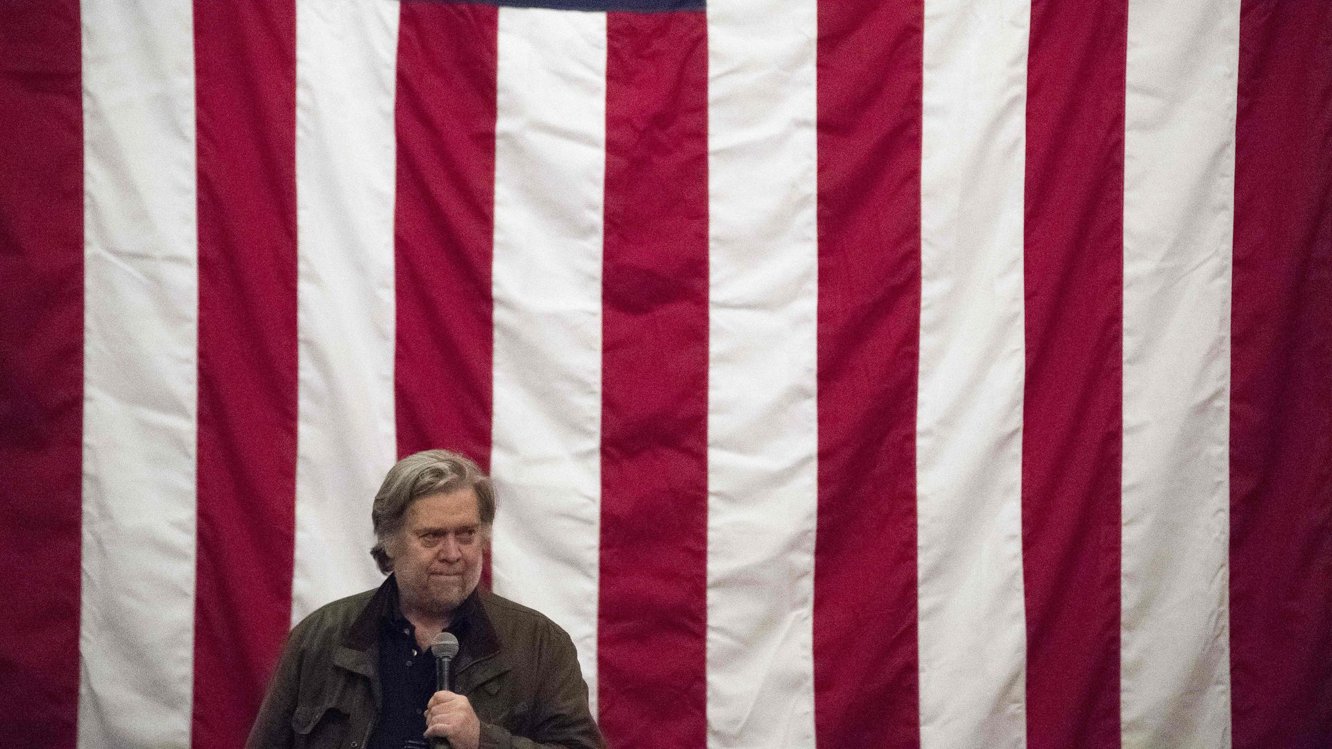 Steve Bannon.
