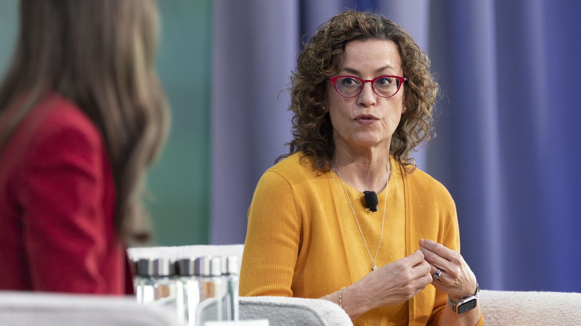 FCC commissioner Anna Gomez speaks with Axios' Sara Fischer at Media Trends Live on Oct. 20 in New York City.