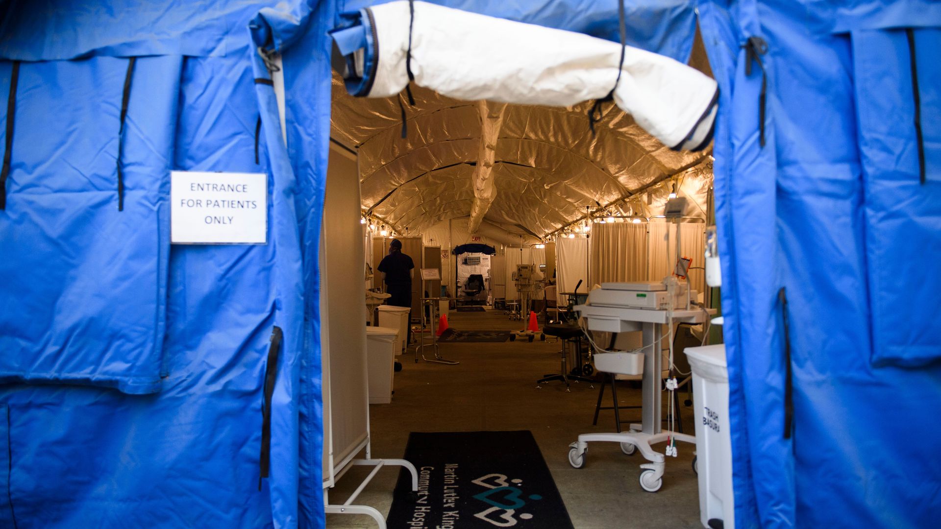 Image of a make-shift hospital for COVID-19 patients in Los Angeles, California.