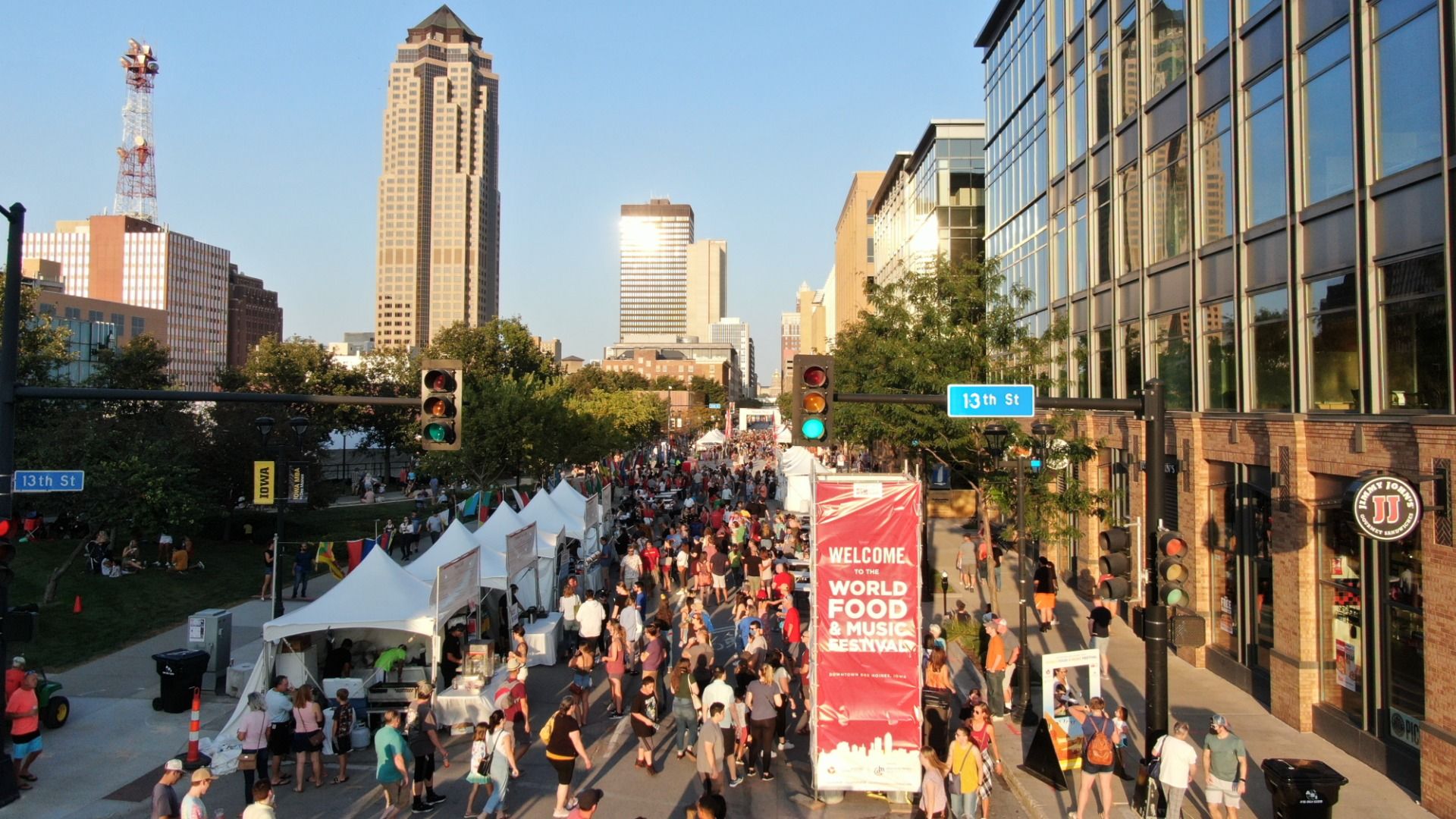 A photo of the Des Moines Food Festival.