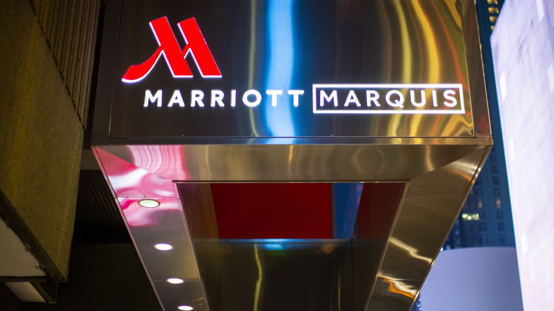 Marriott marquis from Times Square
