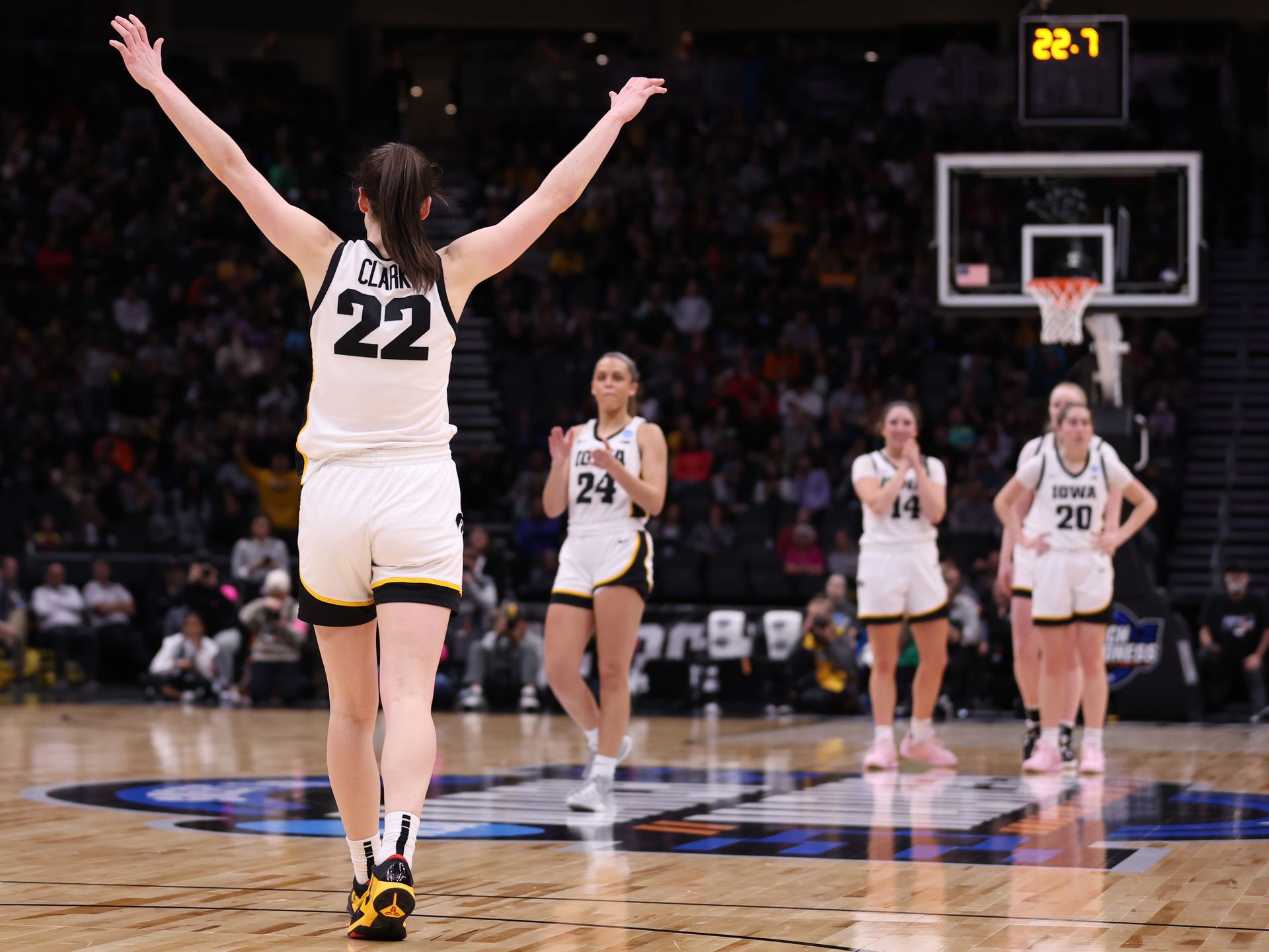 How to Watch Iowa vs. Louisville Women: NCAA Tournament Elite Eight  Streaming & TV Info