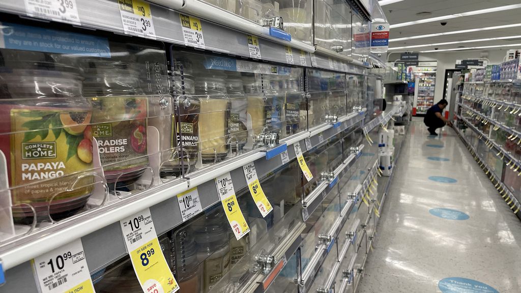 Retail economy axios