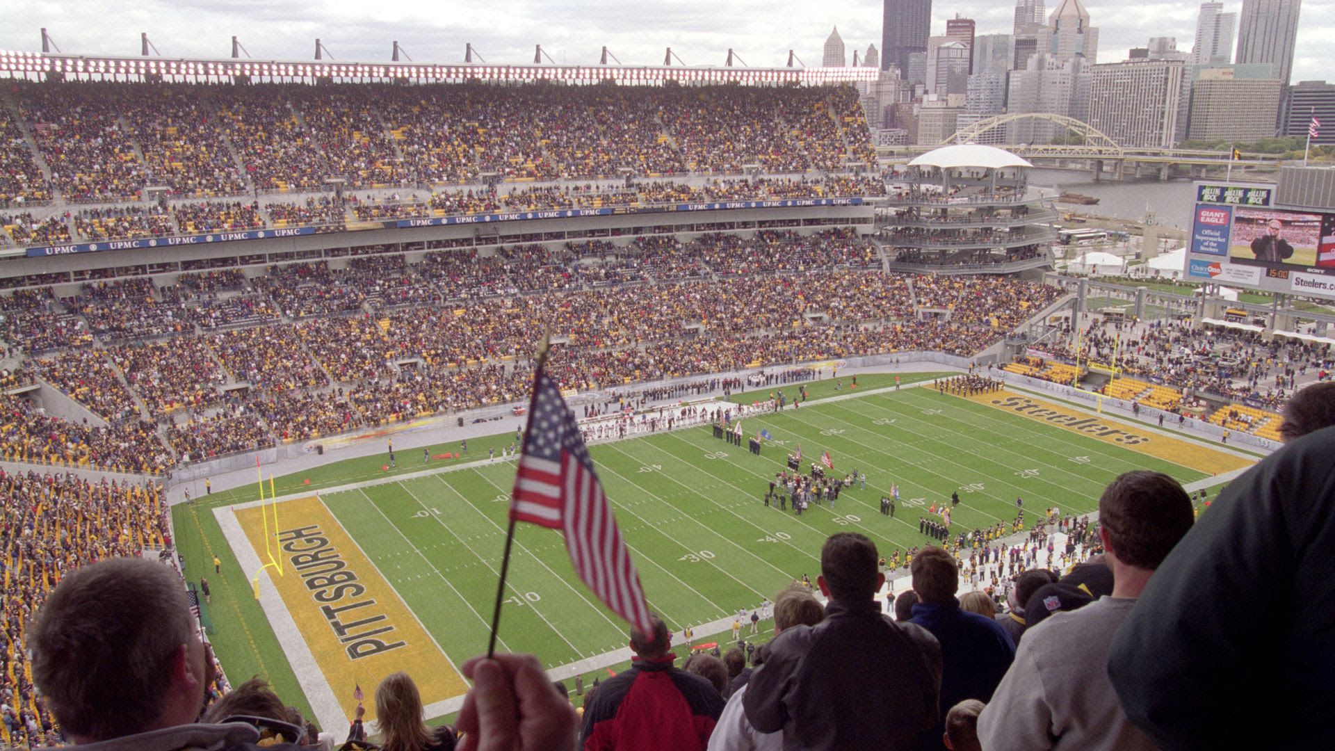 The Steelers' first-ever game at Heinz Field on Oct. 7, 2001