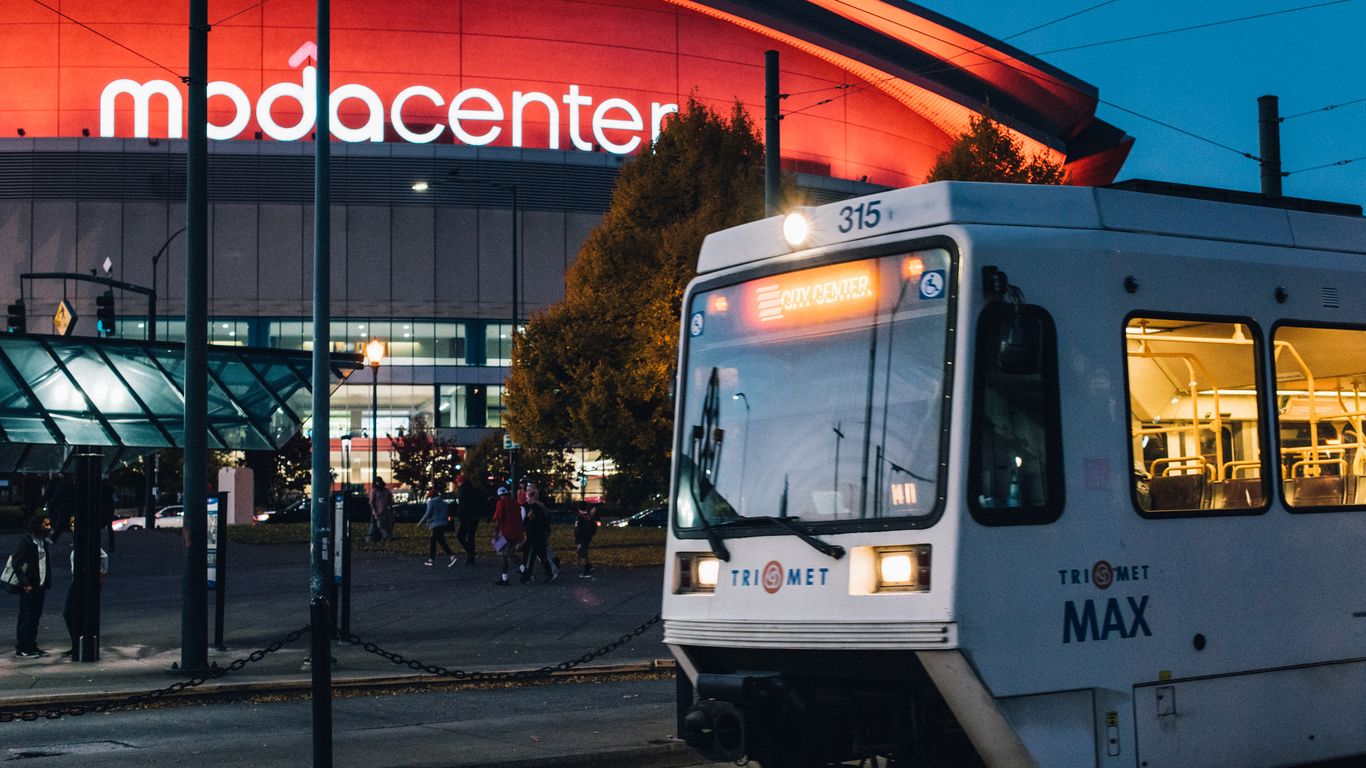 I-5 closure puts pressure on TriMet