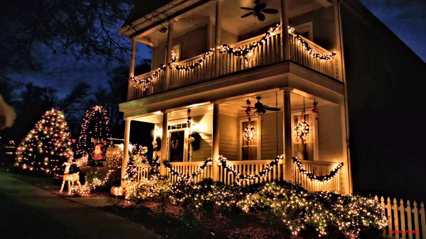 Refreshed Christmas lights in Charlotte that would even delight the