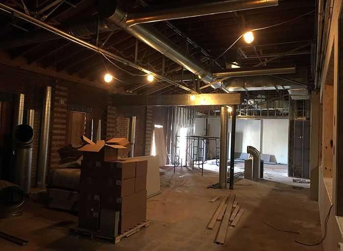 dining-area-at-queen-park-social-house