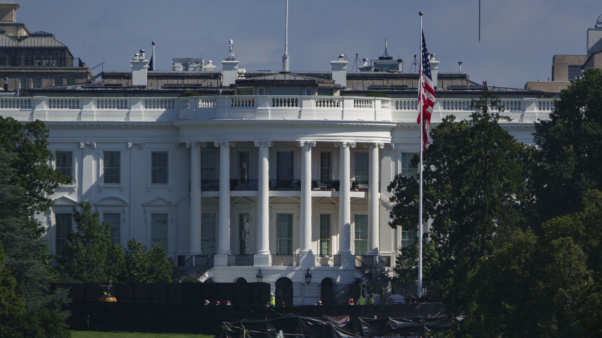 Exterior shot of the White House
