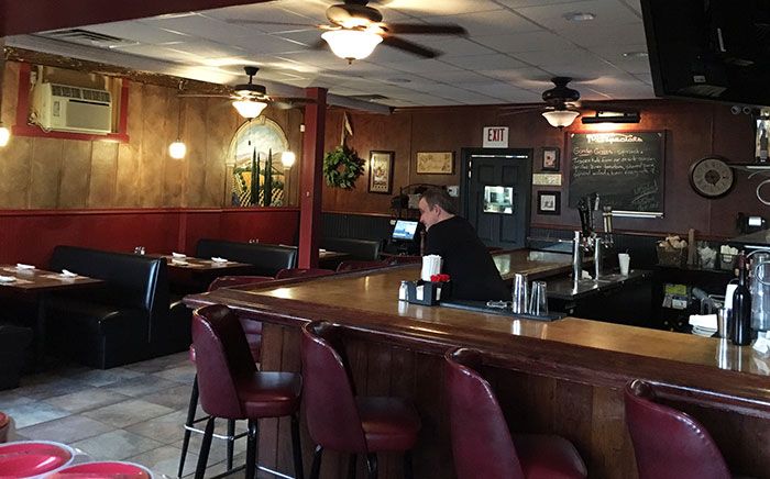 adult-dining-room-in-zio-charlotte