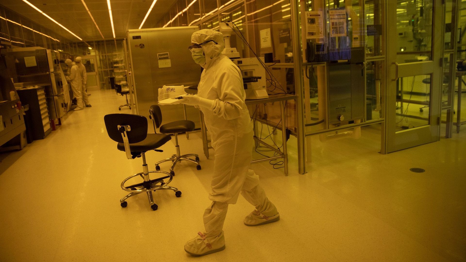 People work at a nanofabrication facility at the University of Chicago, which is part of the Chicago Quantum Exchange. 
