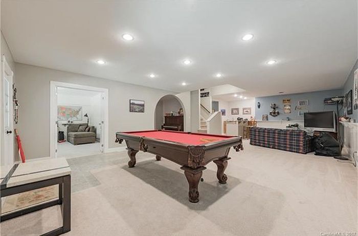 mount-island-lake-home-for-sale-with-rental