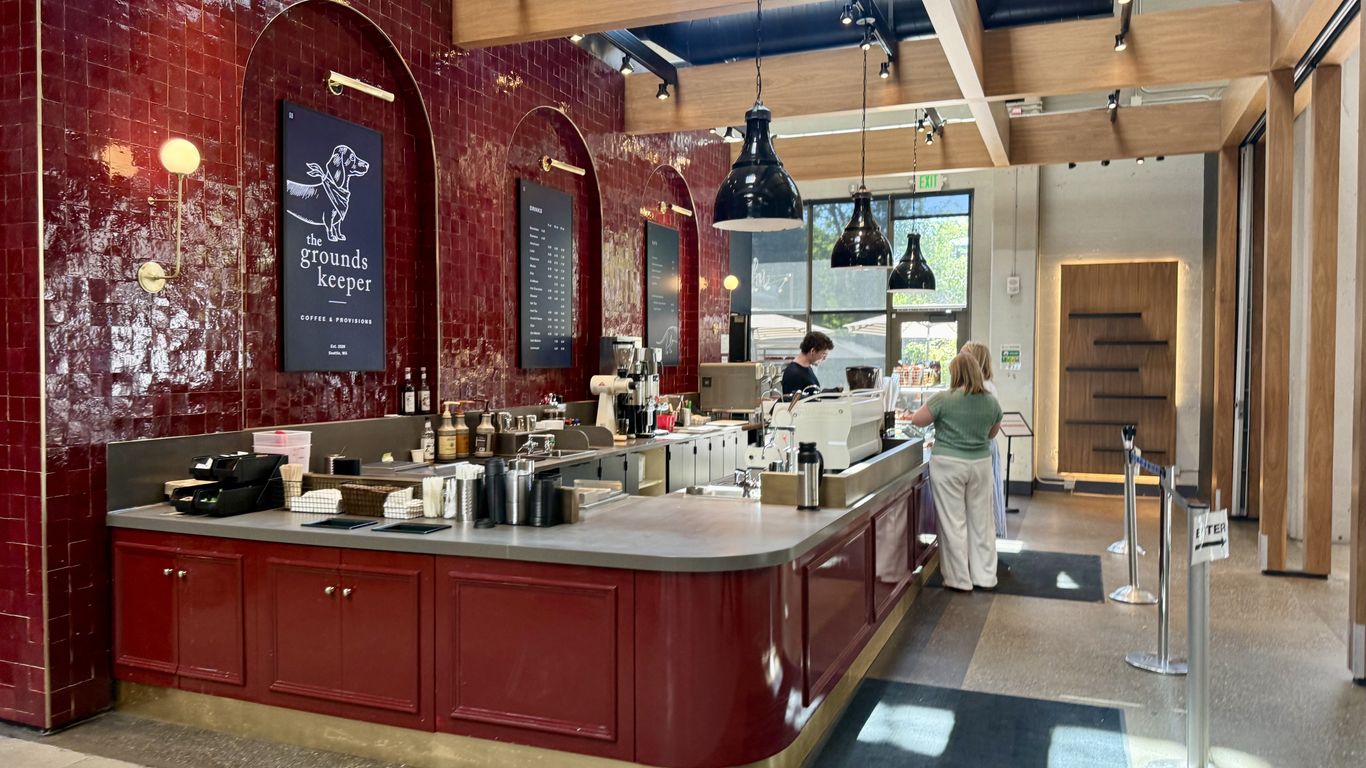 Seattle Center Armory gets a new cafe