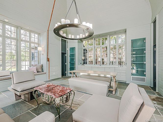 401 Eastover Road pool house