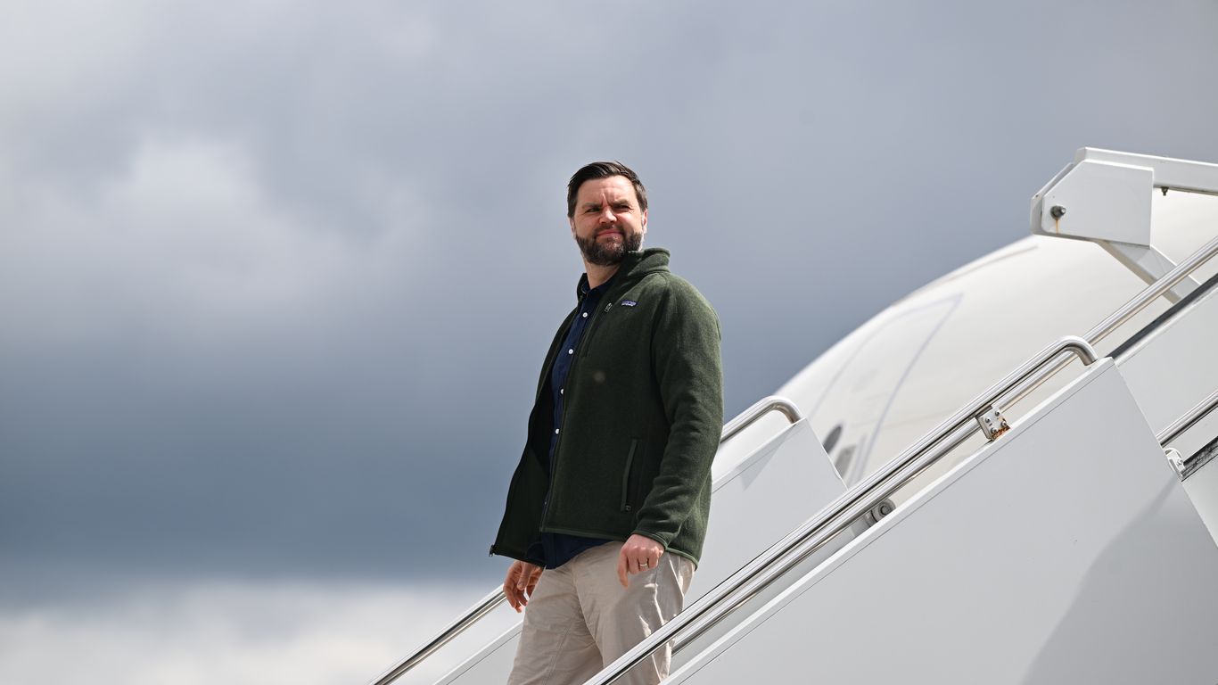 Scoop: Bret Baier to interview JD Vance at South Carolina steel plant