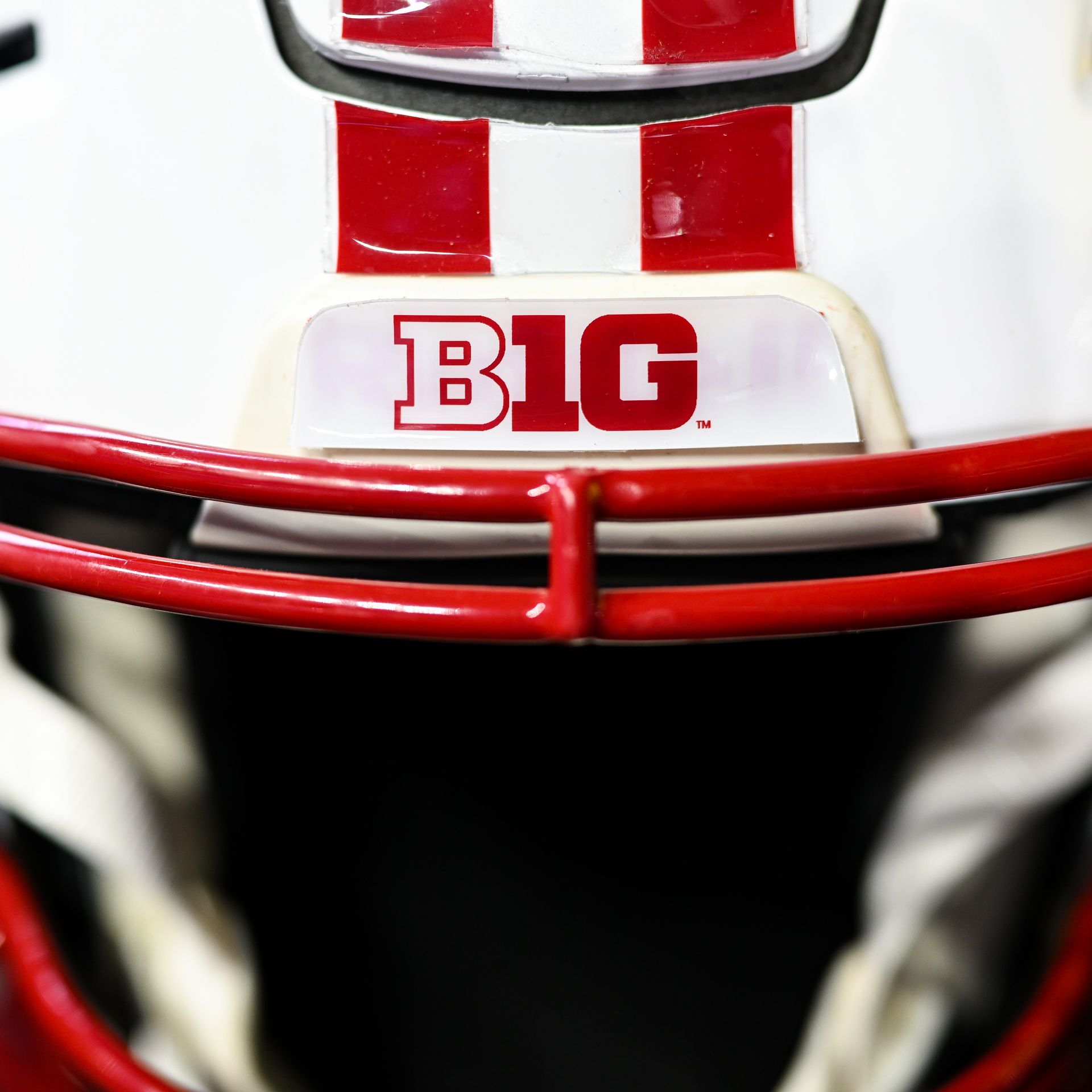 Big Ten Football: 10 Players Who Will Replace NFL Draft Early