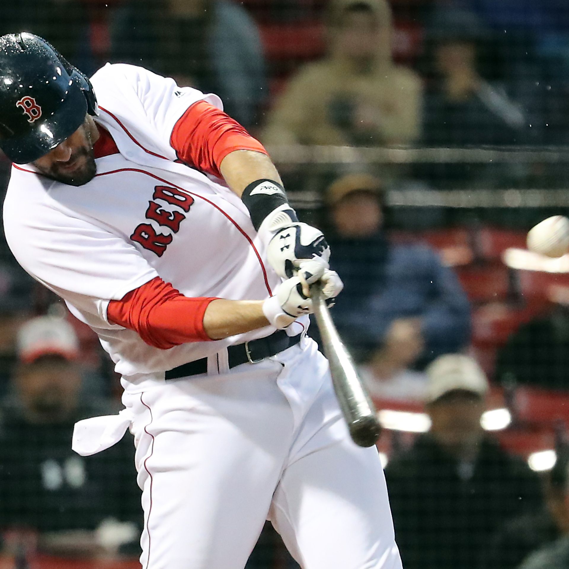 Mlb owns rawlings new arrivals