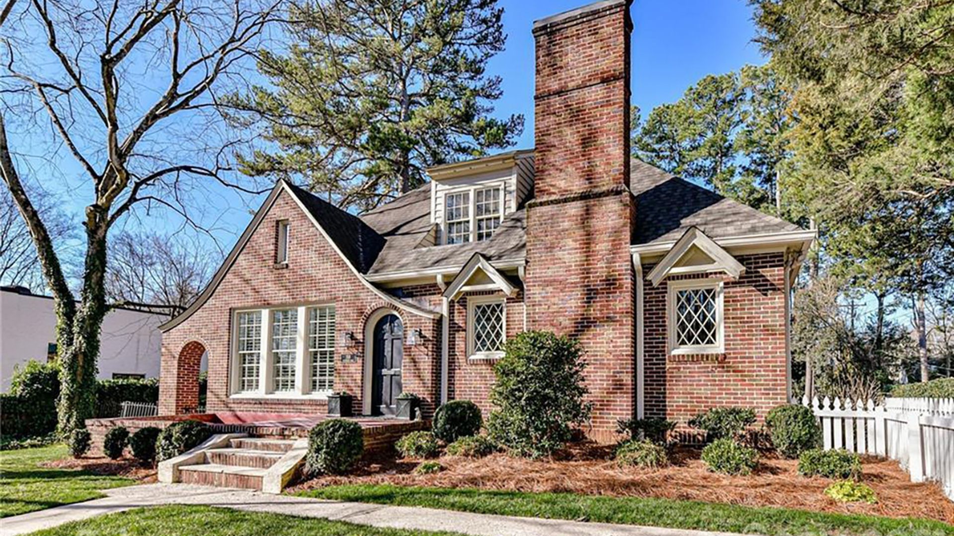 axios charlotte hot homes