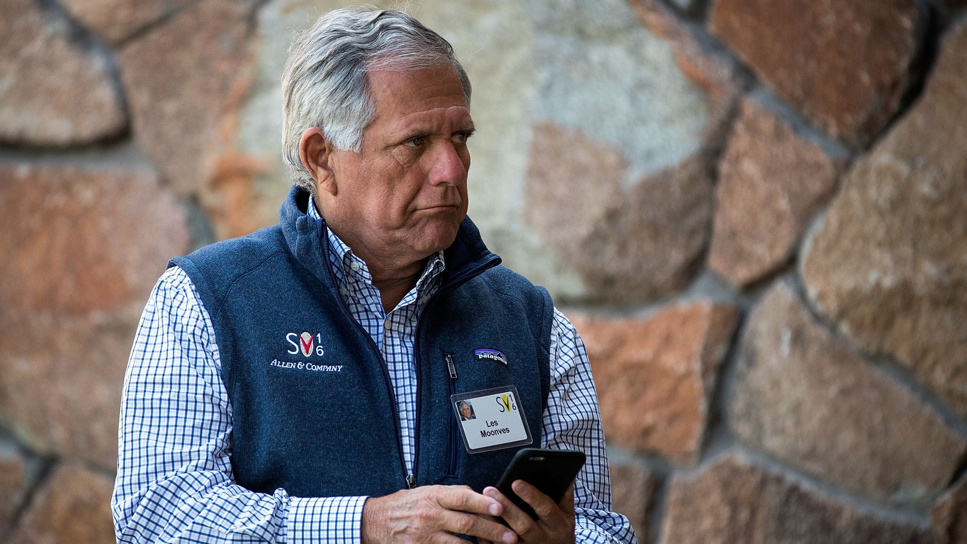 LEslie mOonves former ceo of CBS in a vest