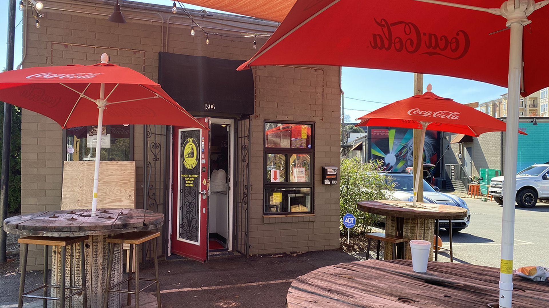 lunchbox sandwich shop plaza midwood