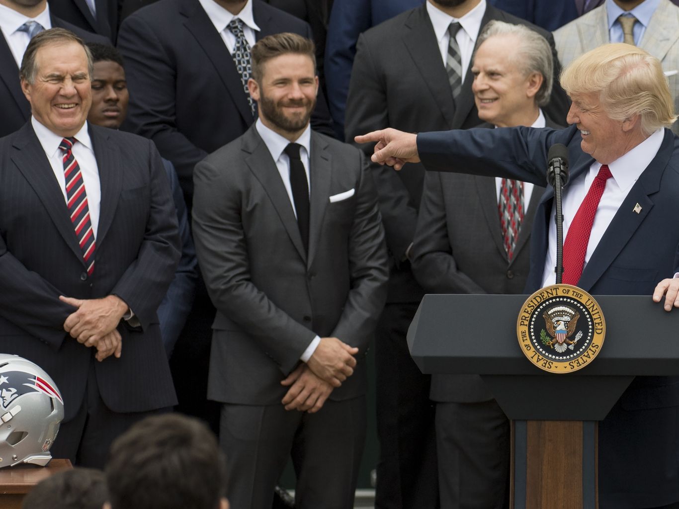 Trump Disinvites Super Bowl Champs to White House