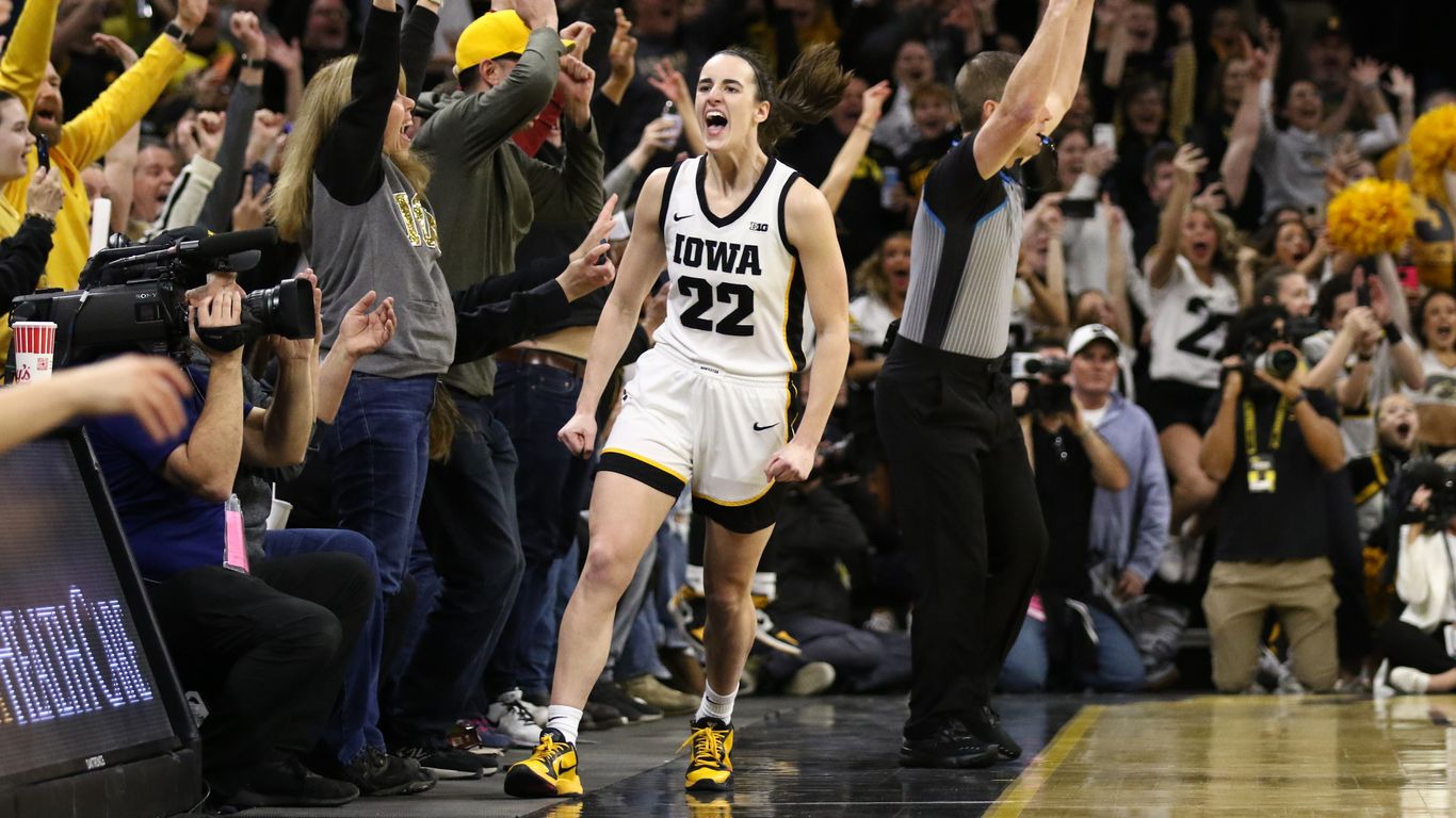 Caitlin Clark Sets NCAA Women's Basketball Scoring Record