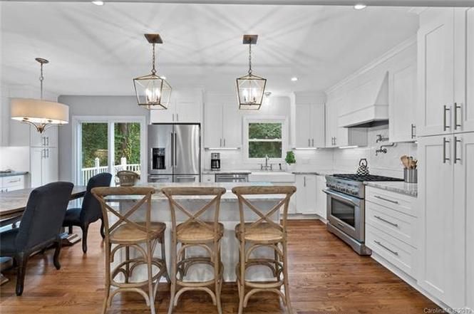 6619 Lancer Drive kitchen