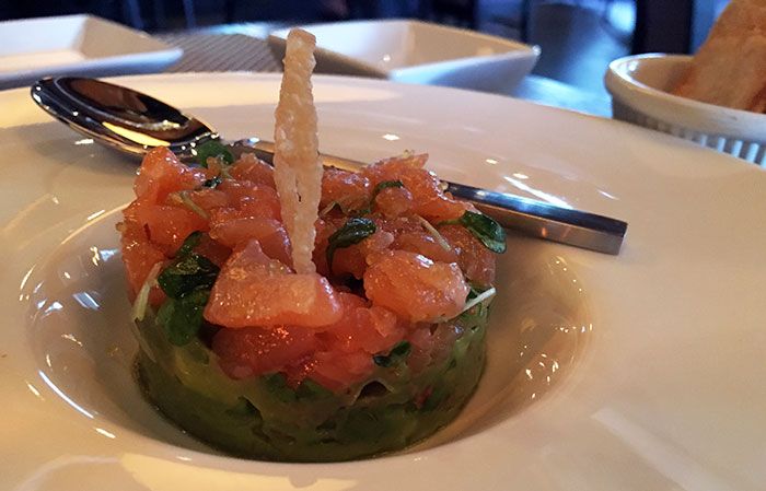 salmon-tartare-oku-charlotte-sushi