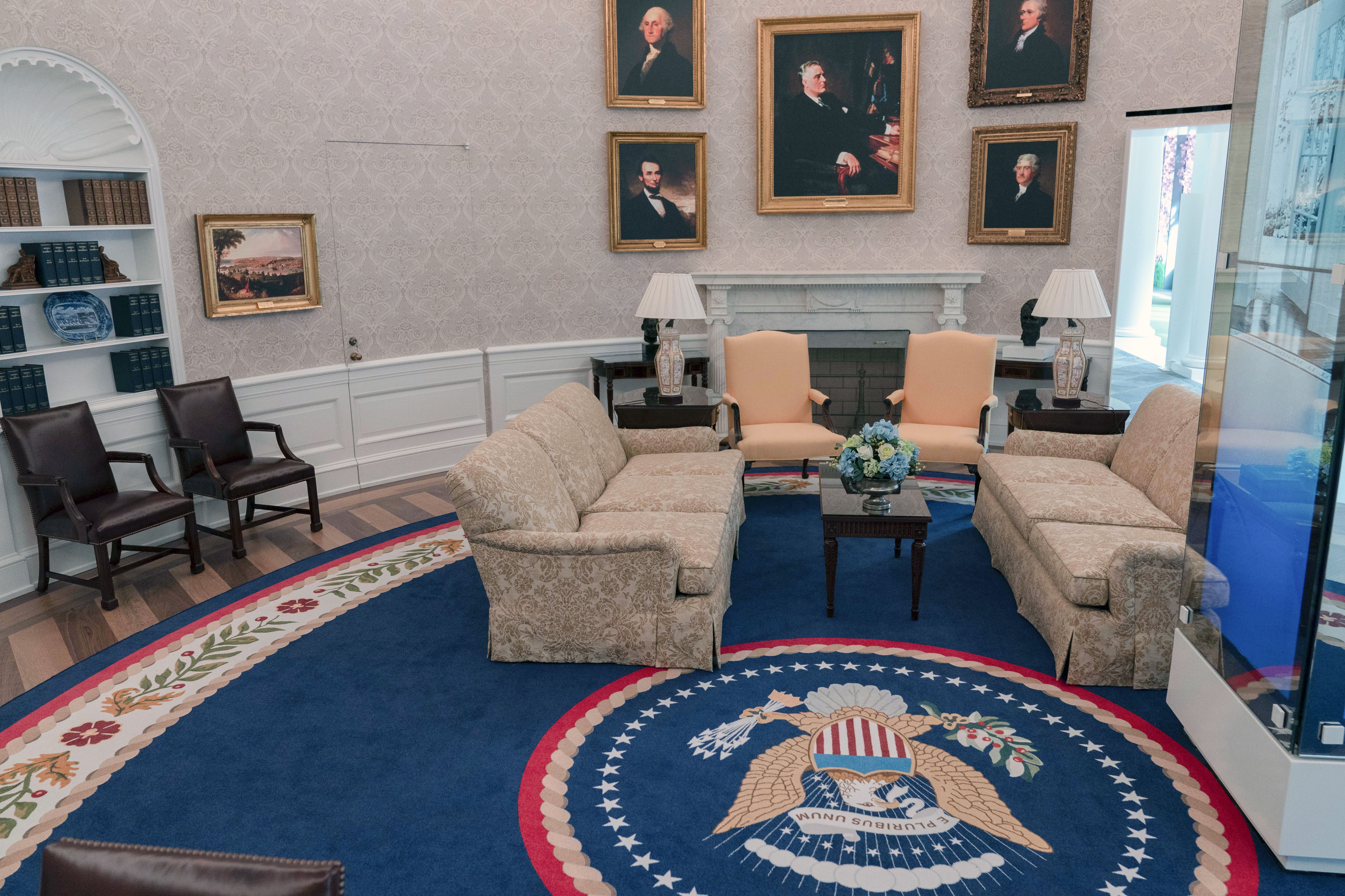 Replica of the Oval Office sofas