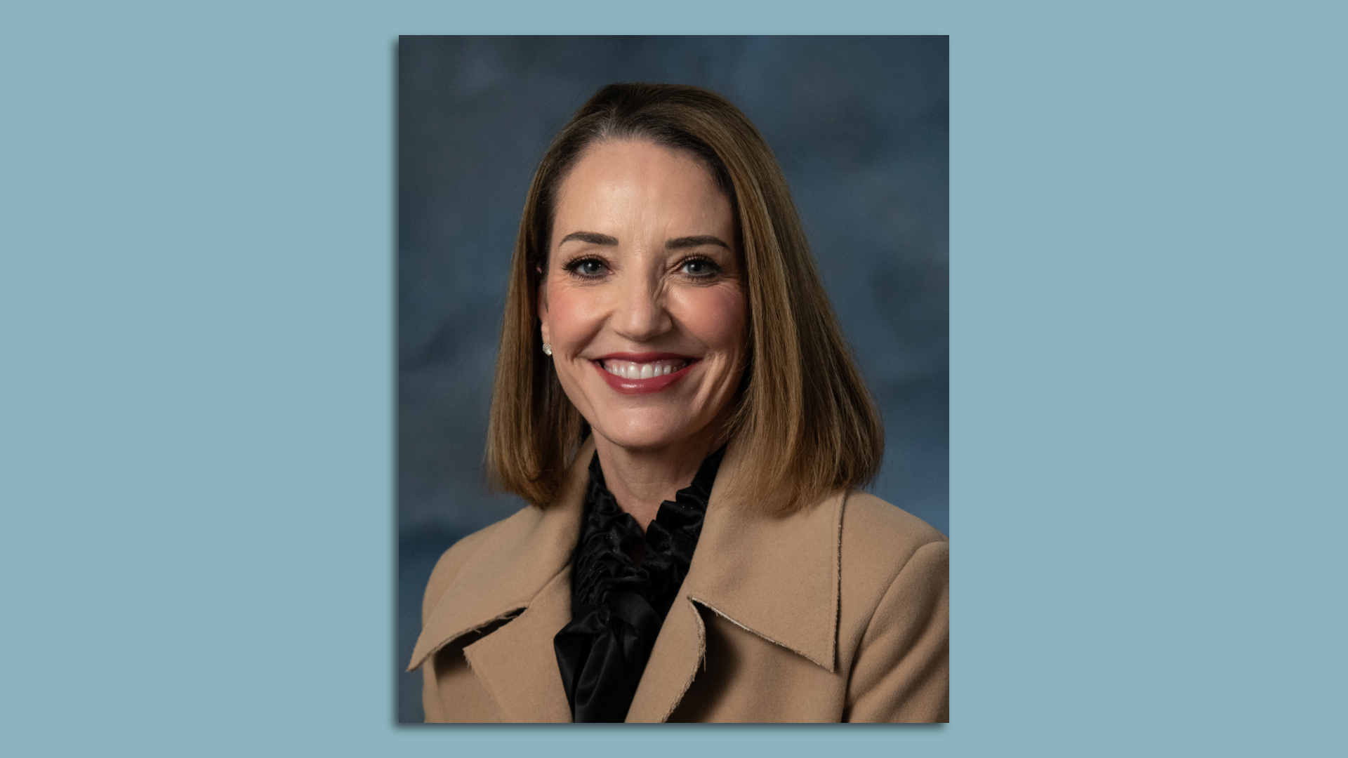 Portrait of Beth Geer.