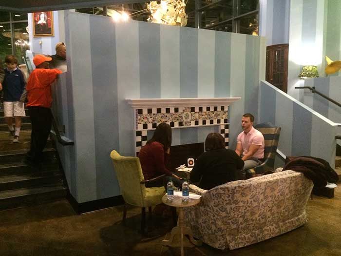 amelies-sitting-area