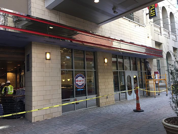 red-eye-diner-outside