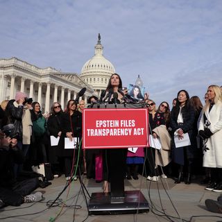 DOJ revives push to release Epstein grand jury records