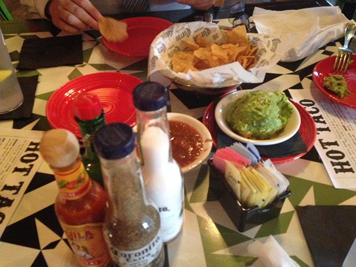 salsa-and-guacamole-hot-taco